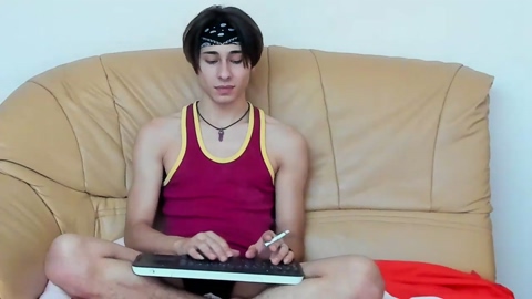 kevin_hug  14-09-2022